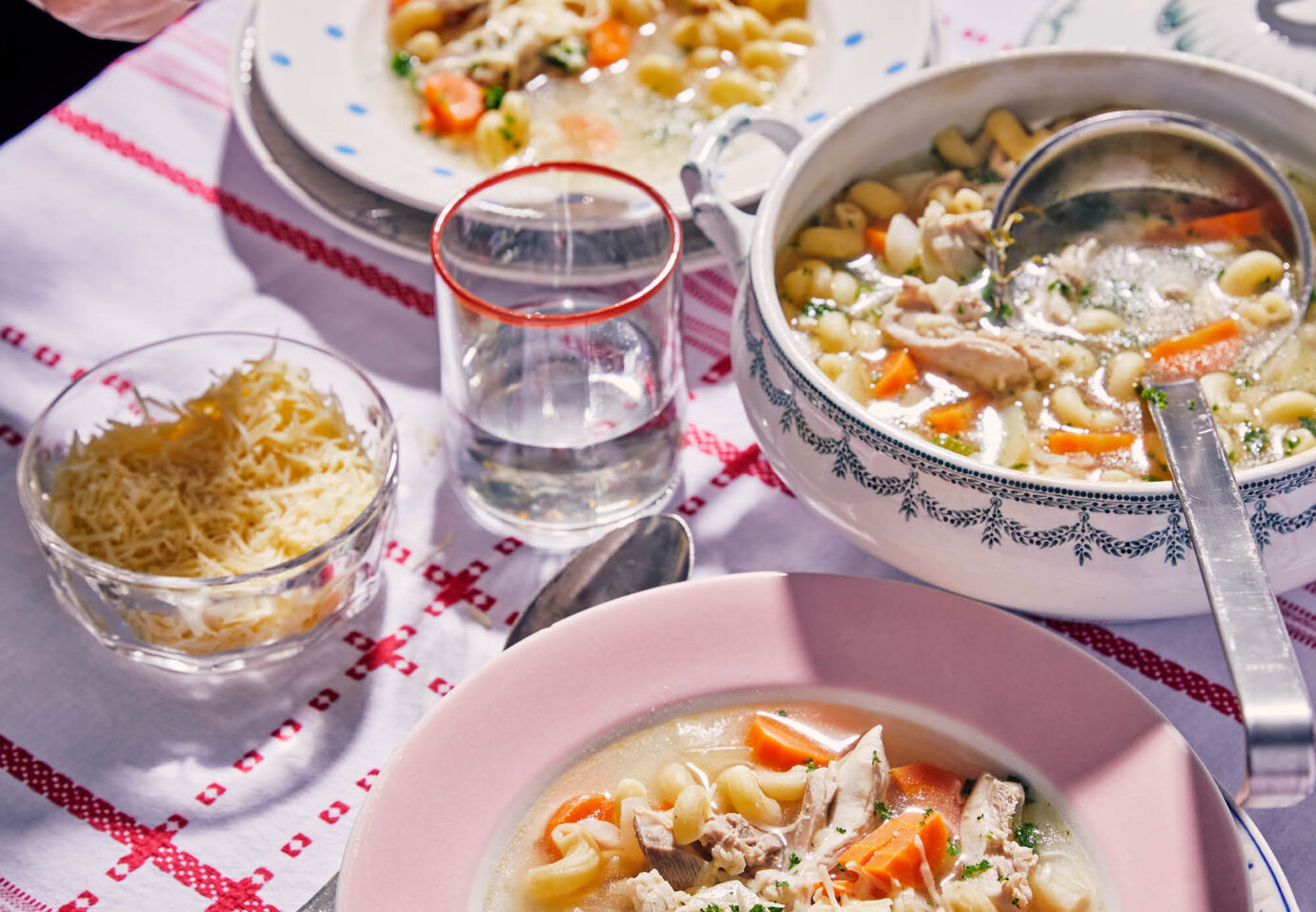 Chicken noodle soup Sofie Dumont Chef