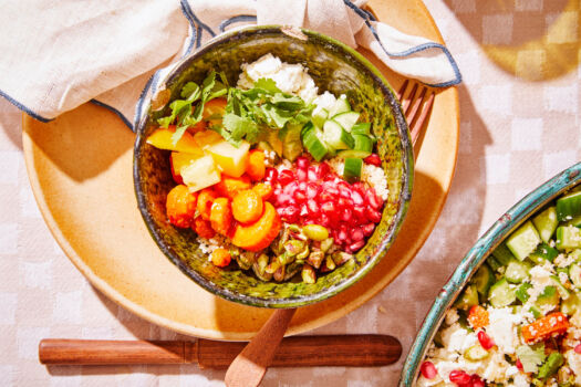 Couscous Salade met Gecarameliseerde Wortel, Feta, Granaatappel en Pistachenoten