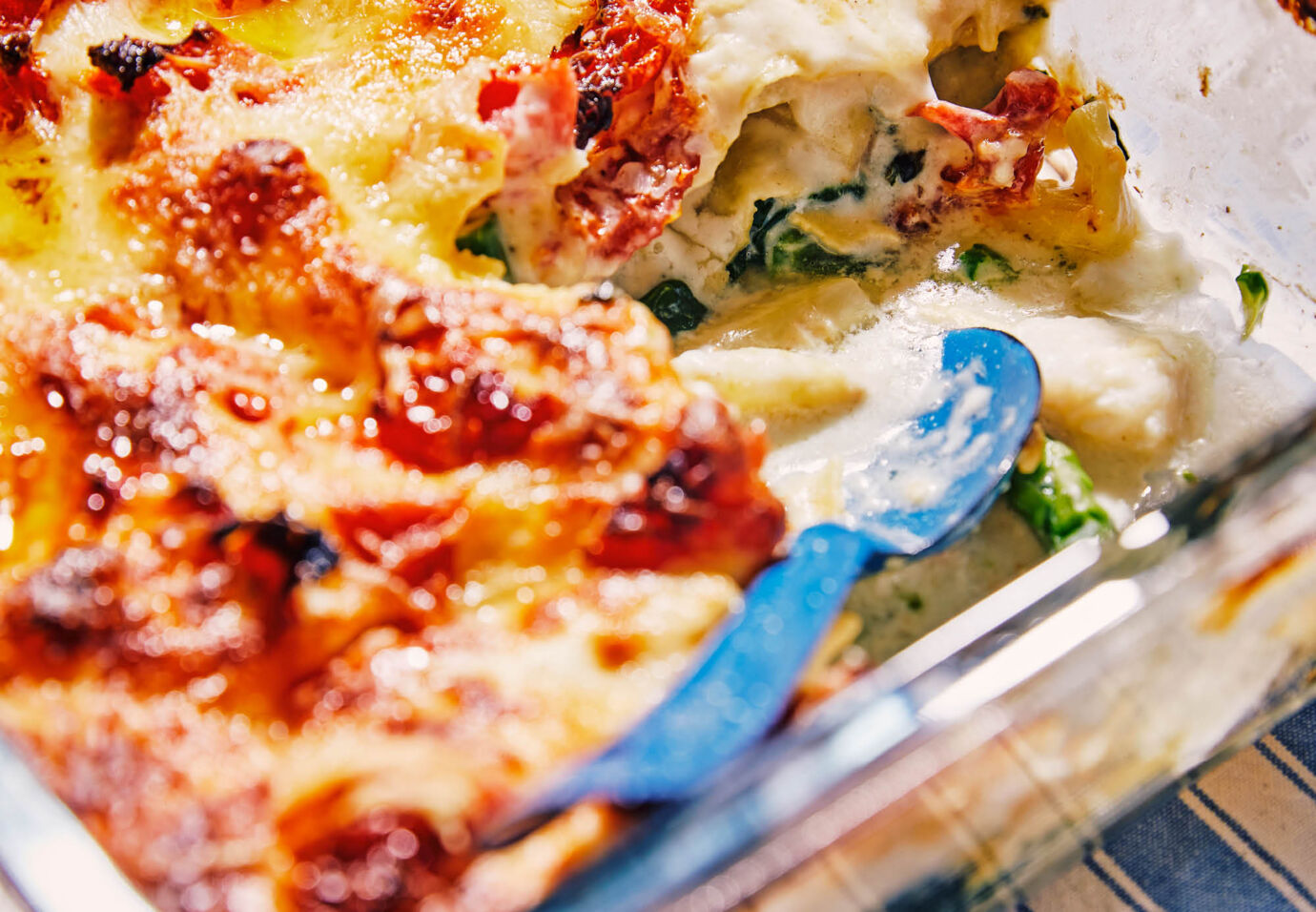 Lasagne met kabeljauw, spinazie, asperges en zondgedroogde tomaten Sofie Dumont Chef