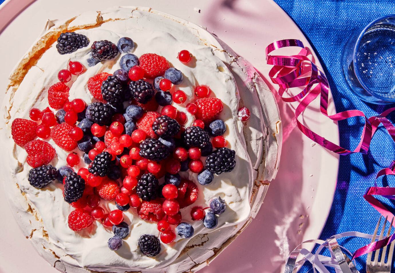 Pavlova met rood fruit Sofie Dumont Chef