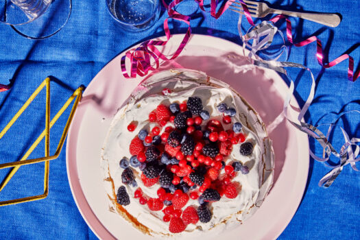 Pavlova met rood fruit Sofie Dumont Chef2